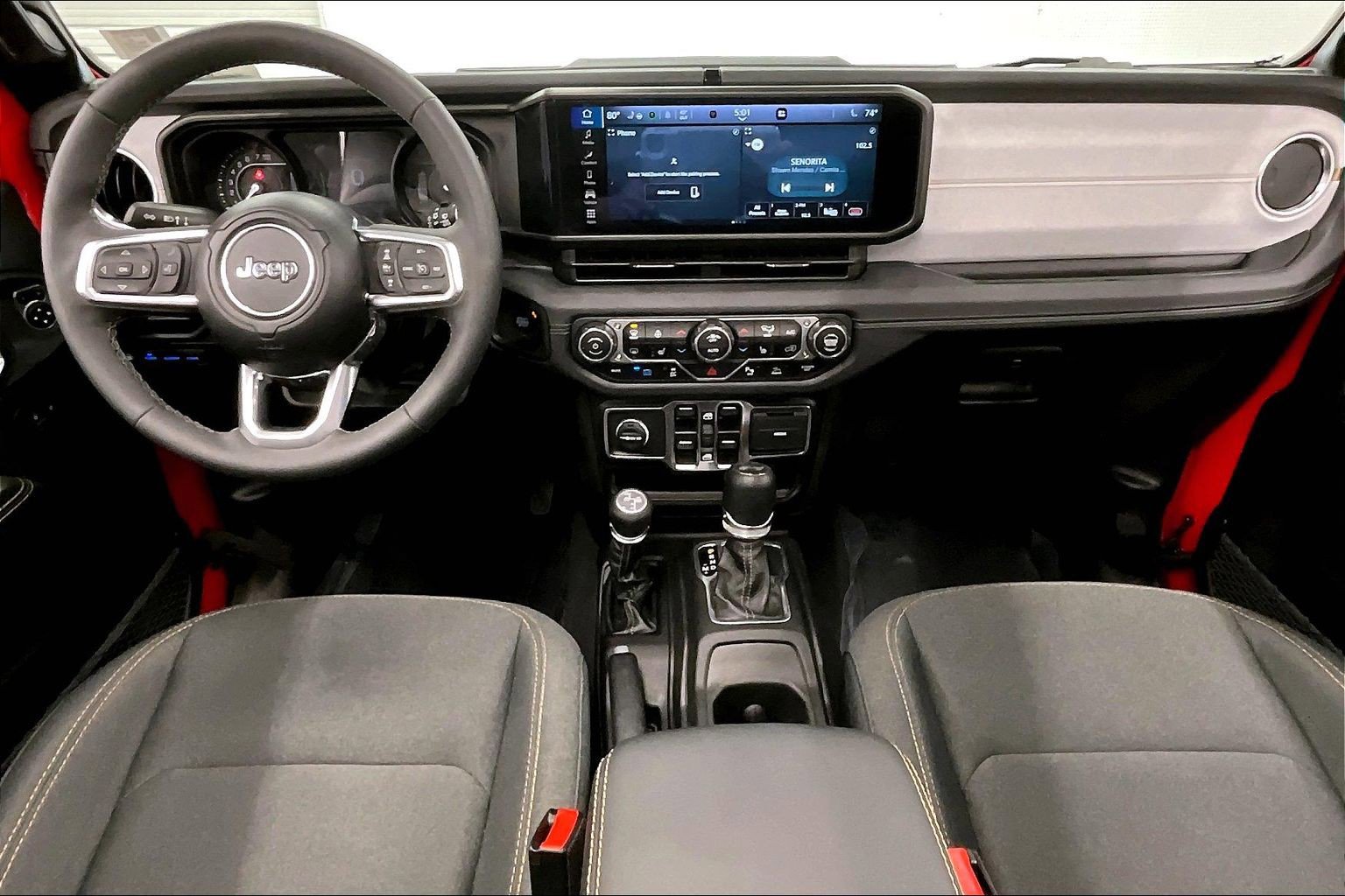 Used 2025 Jeep Wrangler Unlimited Sahara w/ Safety Group AWD/4WD image 19