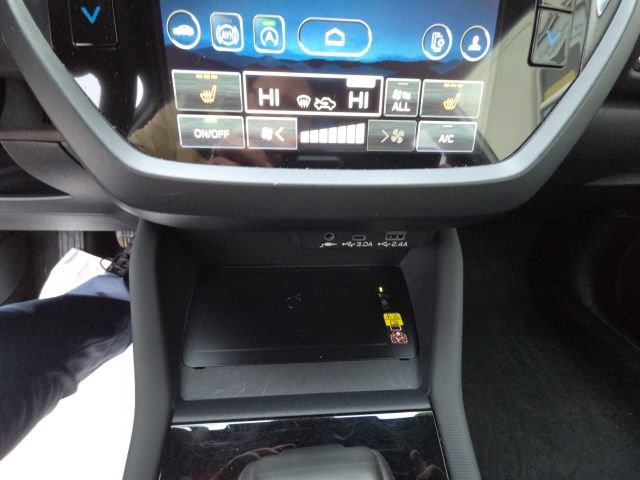 Used 2025 Subaru Forester Premium image 13