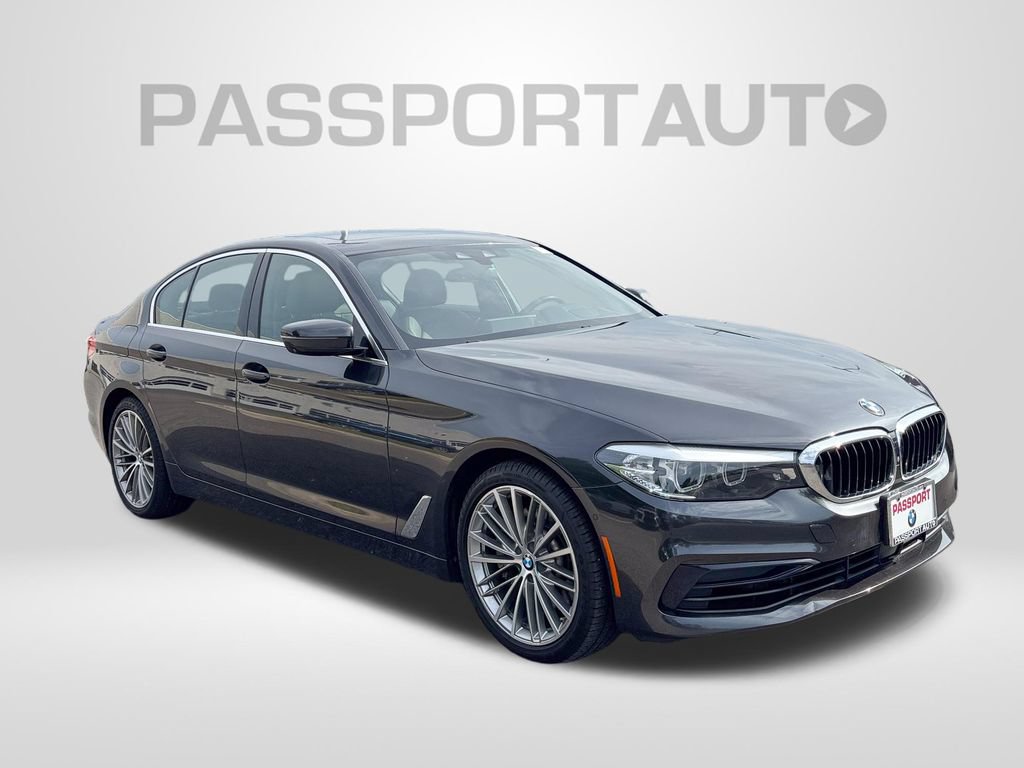 Used 2019 BMW 540i xDrive AWD/4WD image 9