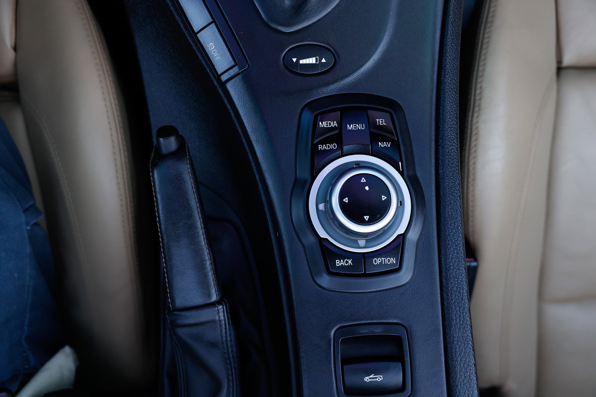 Used 2013 BMW M3 Convertible RWD image 41