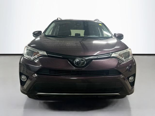 Used 2018 Toyota RAV4 XLE image 4