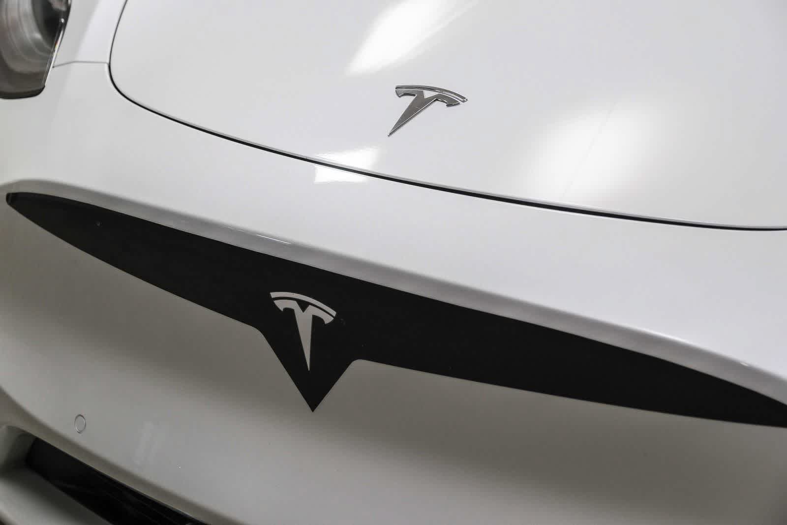 Used 2022 Tesla Model Y Long Range AWD/4WD image 13