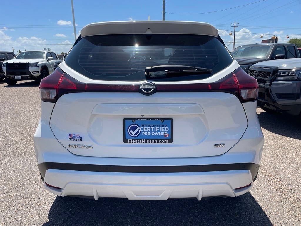Certified 2024 Nissan Kicks SR w/ SR Premium Package FWD image 6