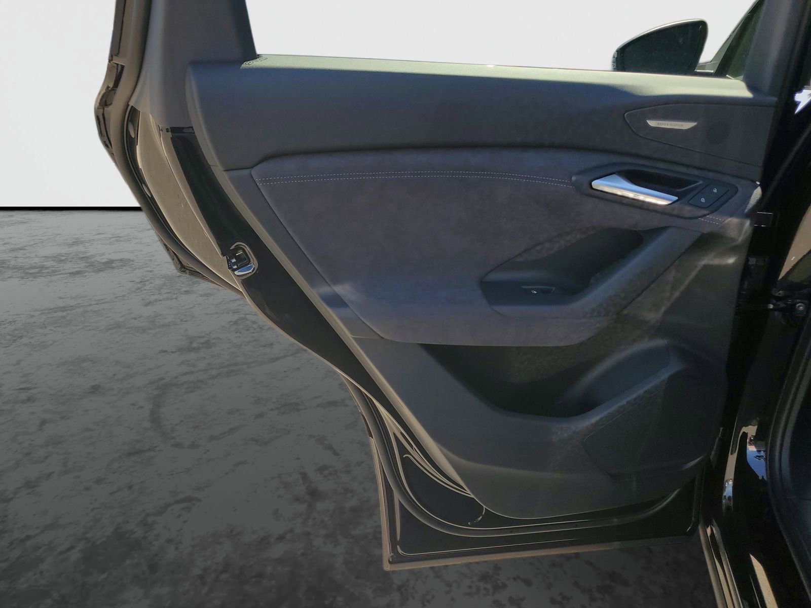 New 2025 Audi SQ6 e-tron Premium Plus image 16