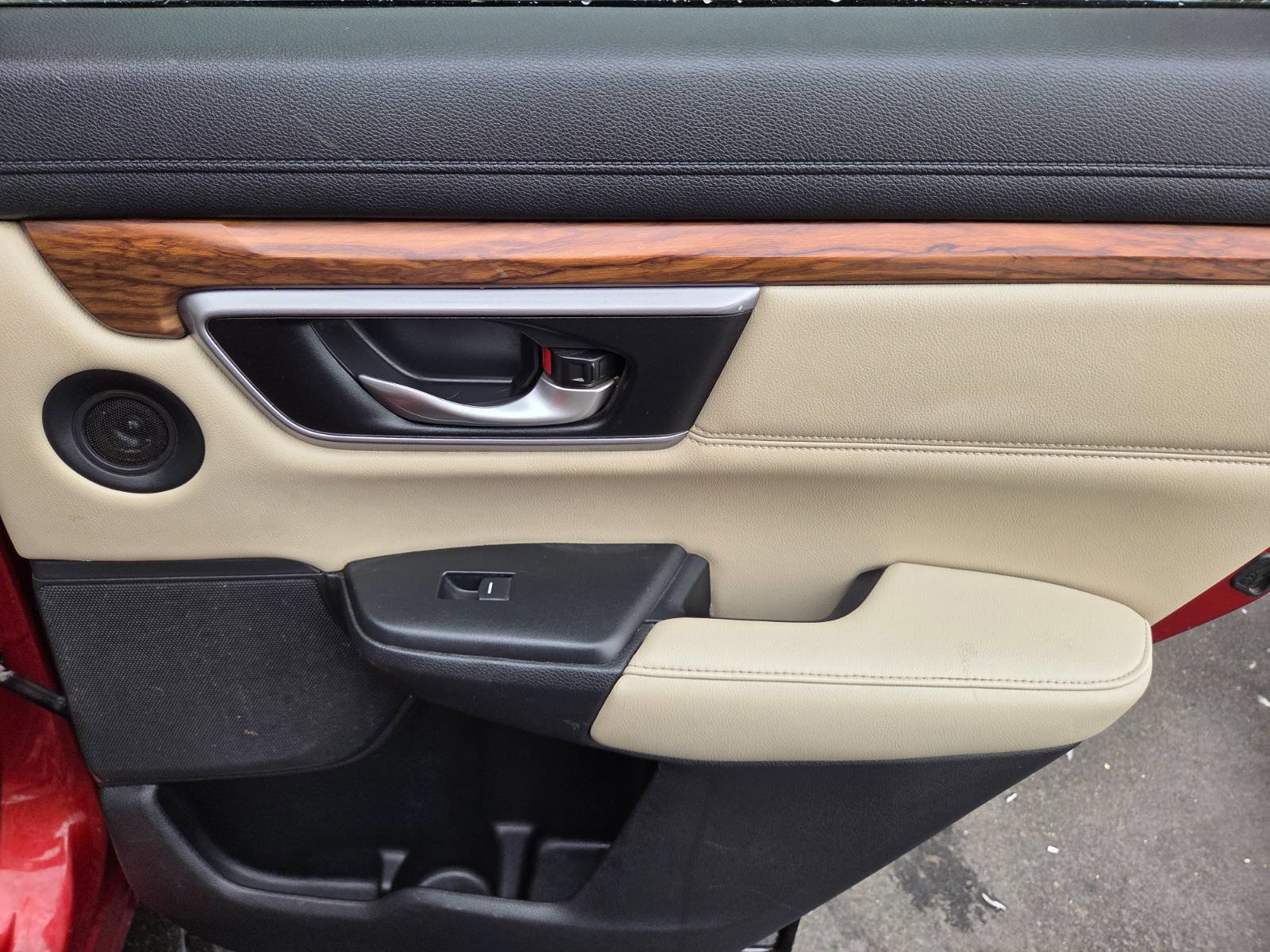 Used 2017 Honda CR-V Touring image 13