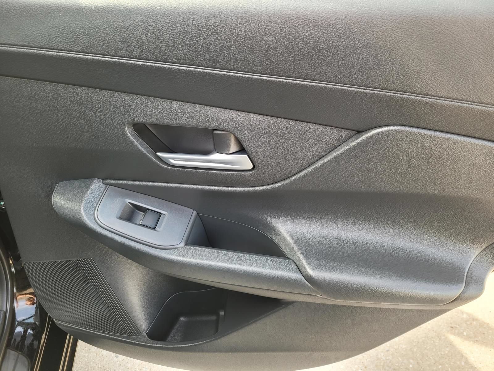 Used 2026 Nissan Sentra SV w/ Floor Mat Package FWD image 11