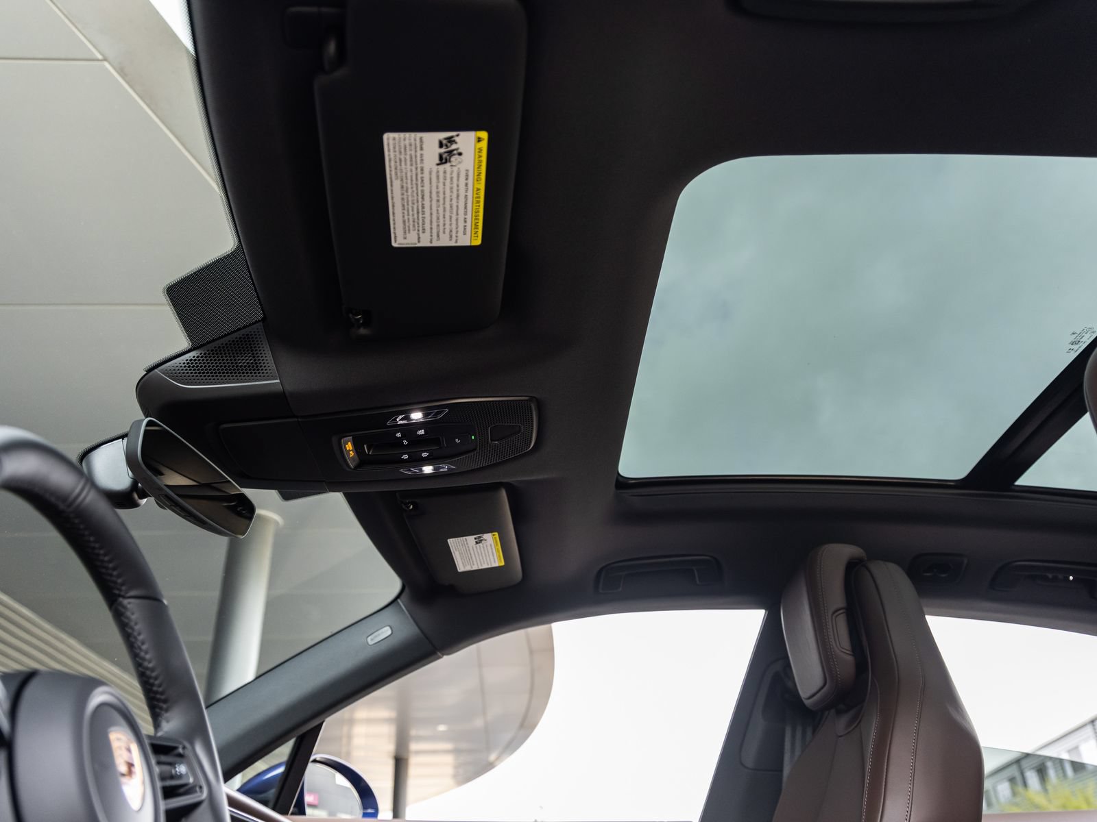 New 2026 Porsche Macan 4 Electric AWD/4WD image 26