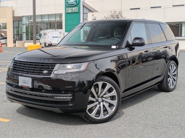 Used 2025 Land Rover Range Rover SE