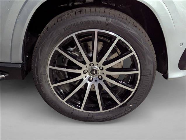 New 2026 Mercedes-Benz GLS 450 4MATIC image 9