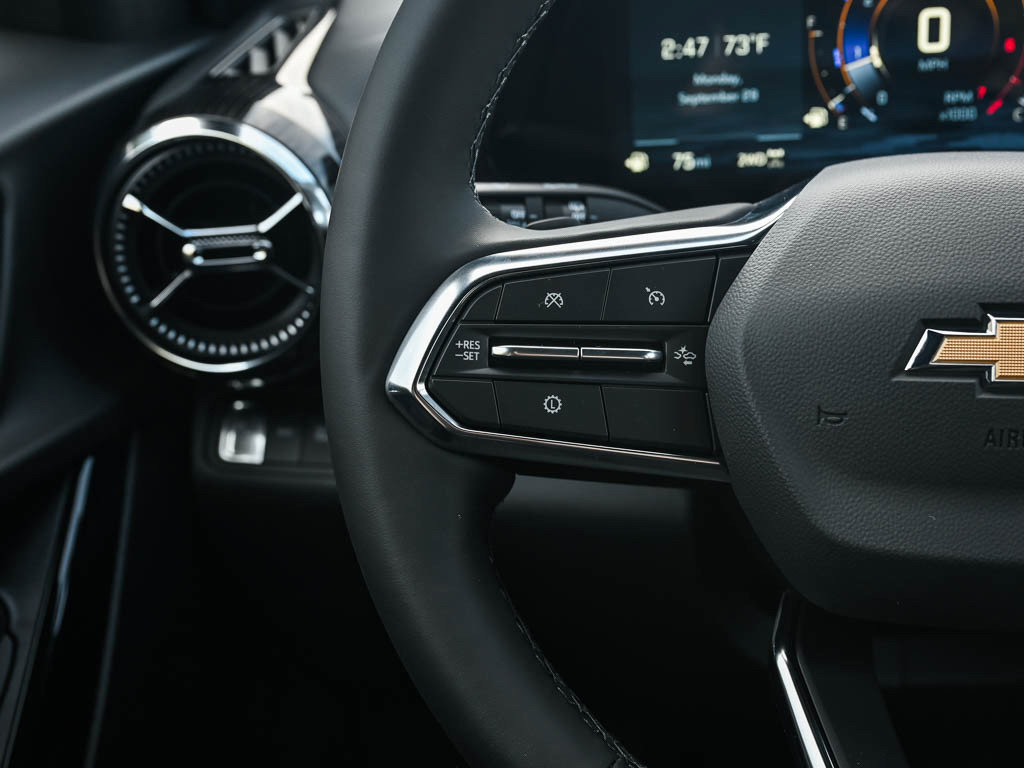 New 2026 Chevrolet Equinox LT w/ Convenience Package II image 21