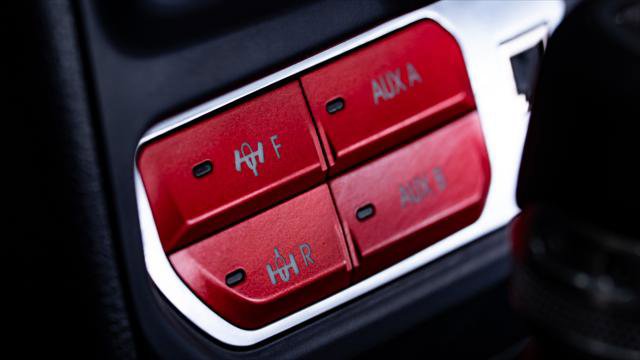 Used 2024 Jeep Wrangler Unlimited Sahara image 21