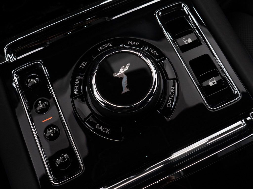Used 2025 Rolls-Royce Ghost AWD/4WD image 40