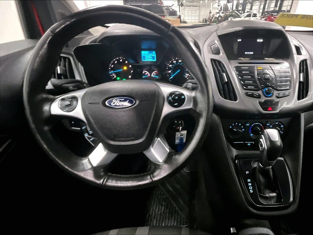 Used 2018 Ford Transit Connect XLT image 17