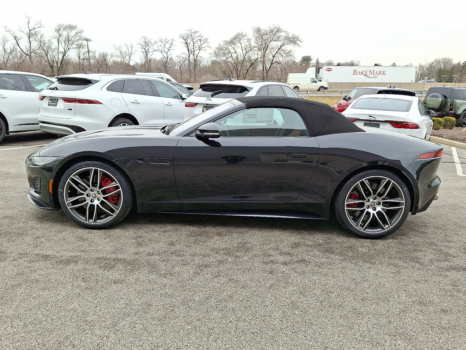 New 2024 Jaguar F-TYPE R-Dynamic image 5