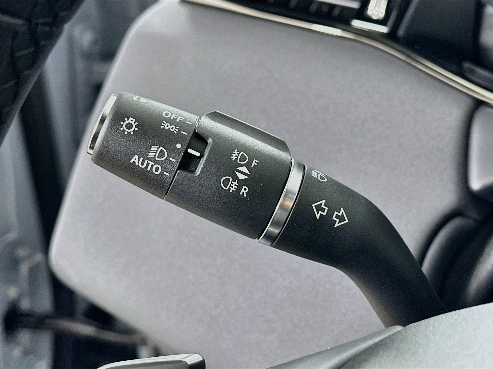New 2026 Land Rover Range Rover Evoque S AWD/4WD image 20