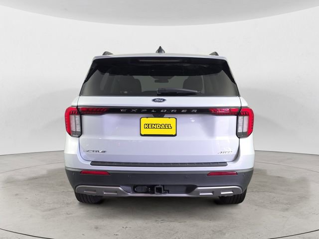 Used 2026 Ford Explorer Active w/ Active Comfort Package AWD/4WD image 4