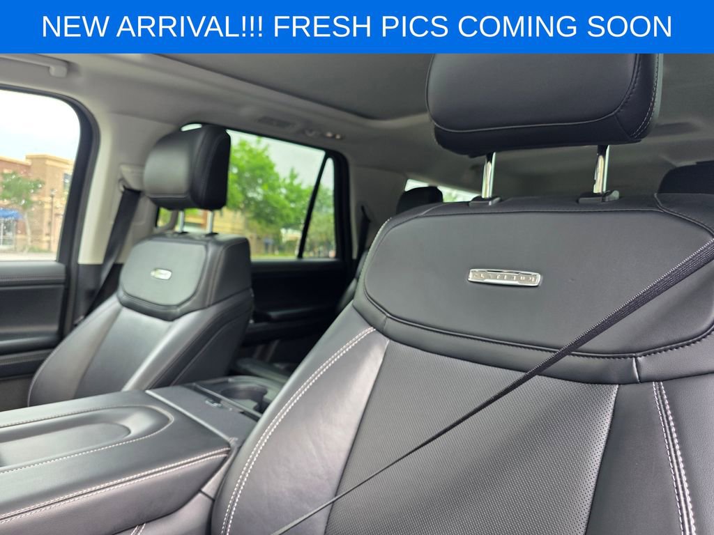 Used 2025 Ford Expedition Max Platinum AWD/4WD image 10