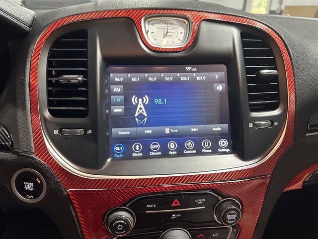 Used 2019 Chrysler 300 Touring L w/ Quick Order Package 22F image 24