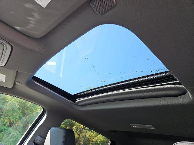 New 2026 GMC Sierra 2500 SLT image 12