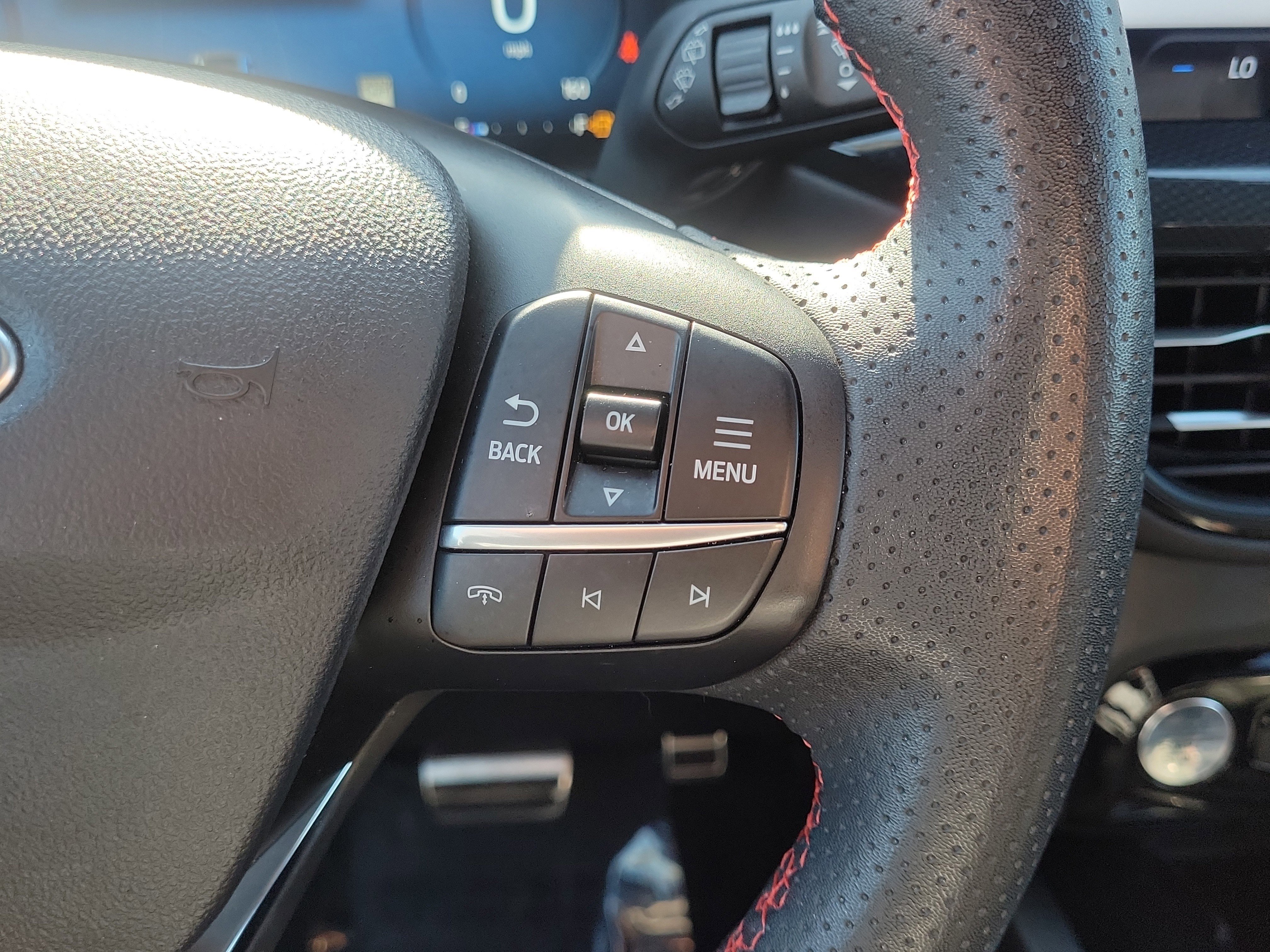 Used 2023 Ford Escape ST-Line Select w/ Tech Pack #2 image 16