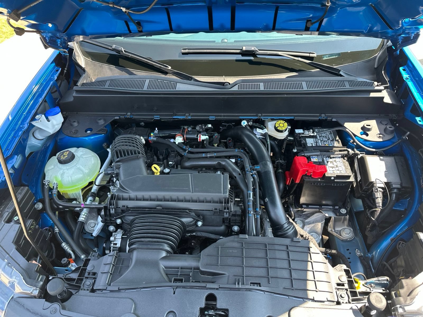 New 2026 Ford Maverick XLT w/ XLT Luxury Package FWD image 24