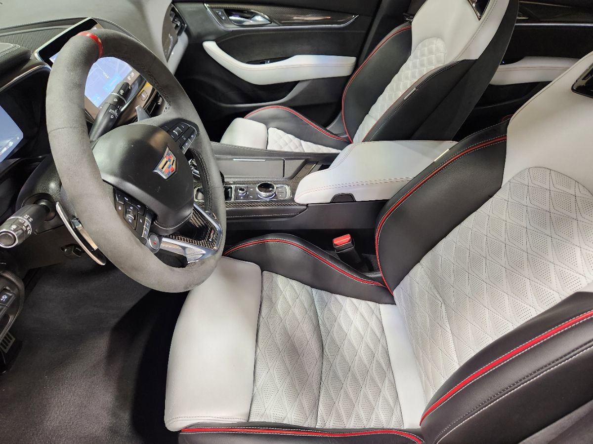 Used 2022 Cadillac CT5 V Blackwing w/ Carbon Fiber Package 2 image 29