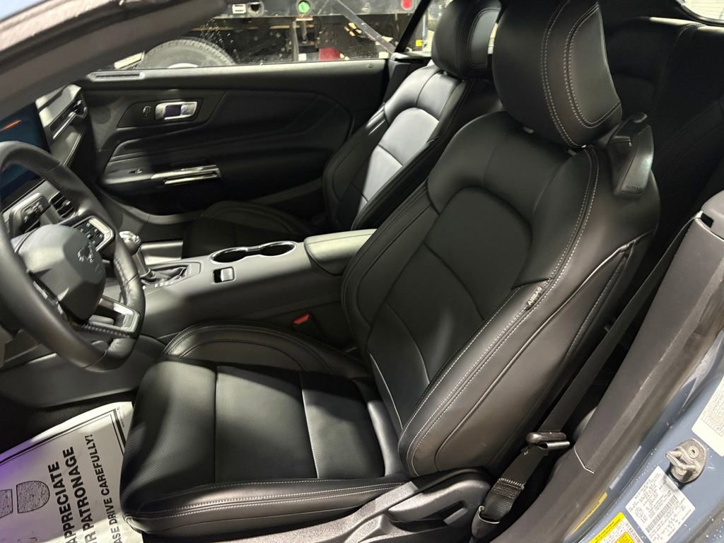 Certified 2025 Ford Mustang Premium image 8