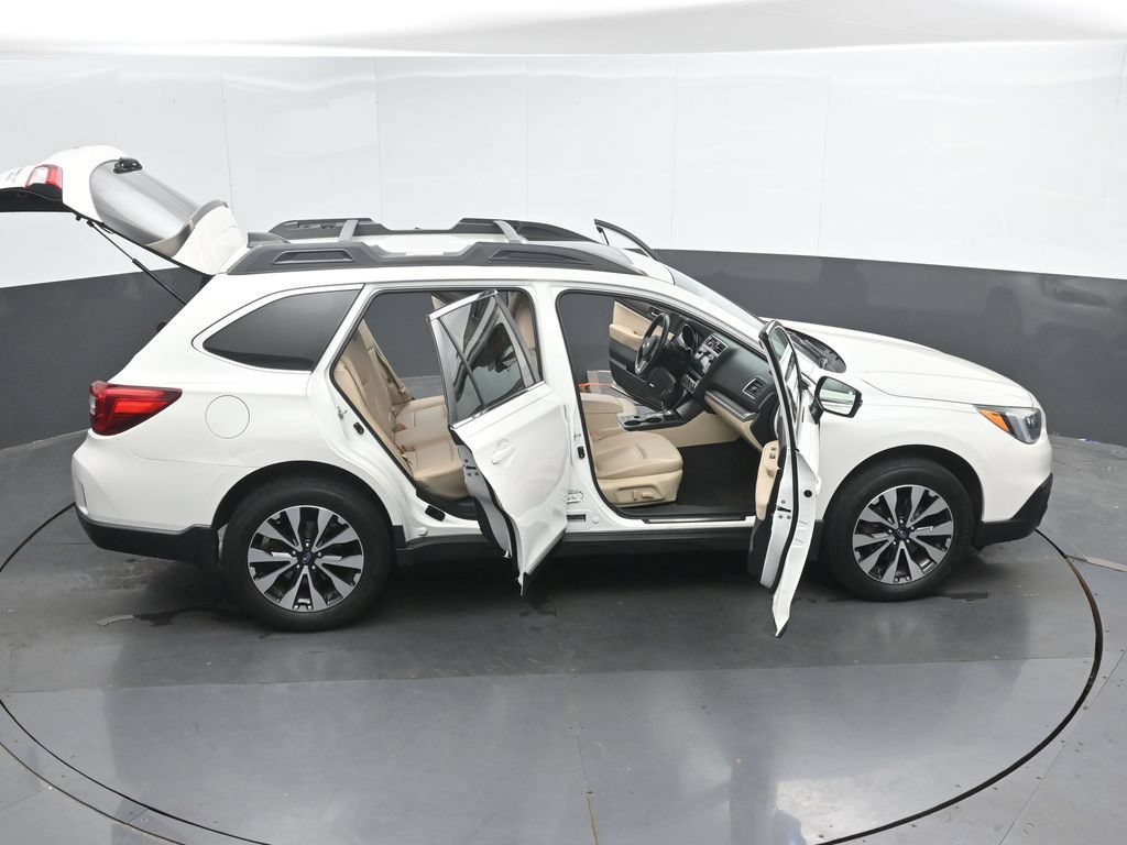 Used 2017 Subaru Outback 2.5i Limited AWD/4WD image 49
