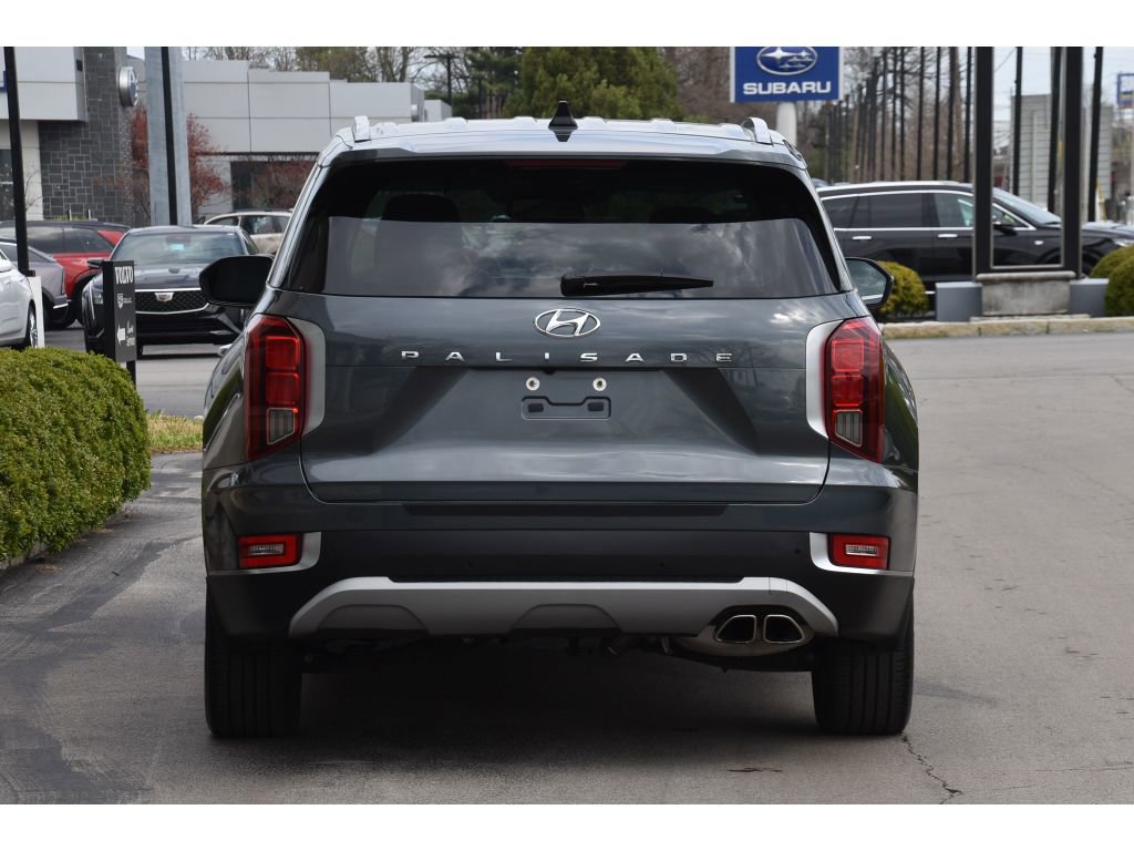 Used 2022 Hyundai Palisade SEL w/ Premium Package FWD image 5