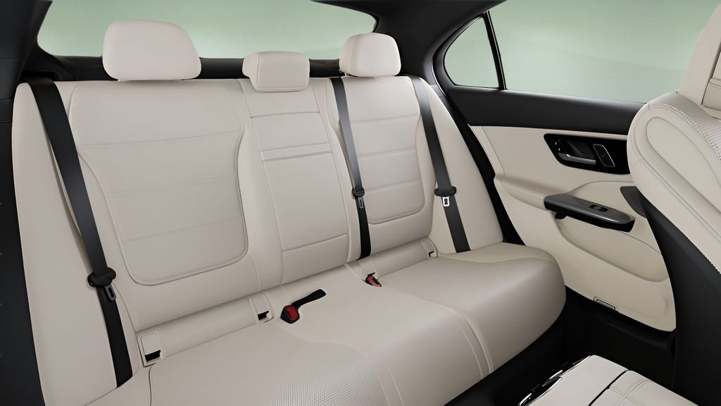 Used 2025 Mercedes-Benz C 300 Sedan image 40