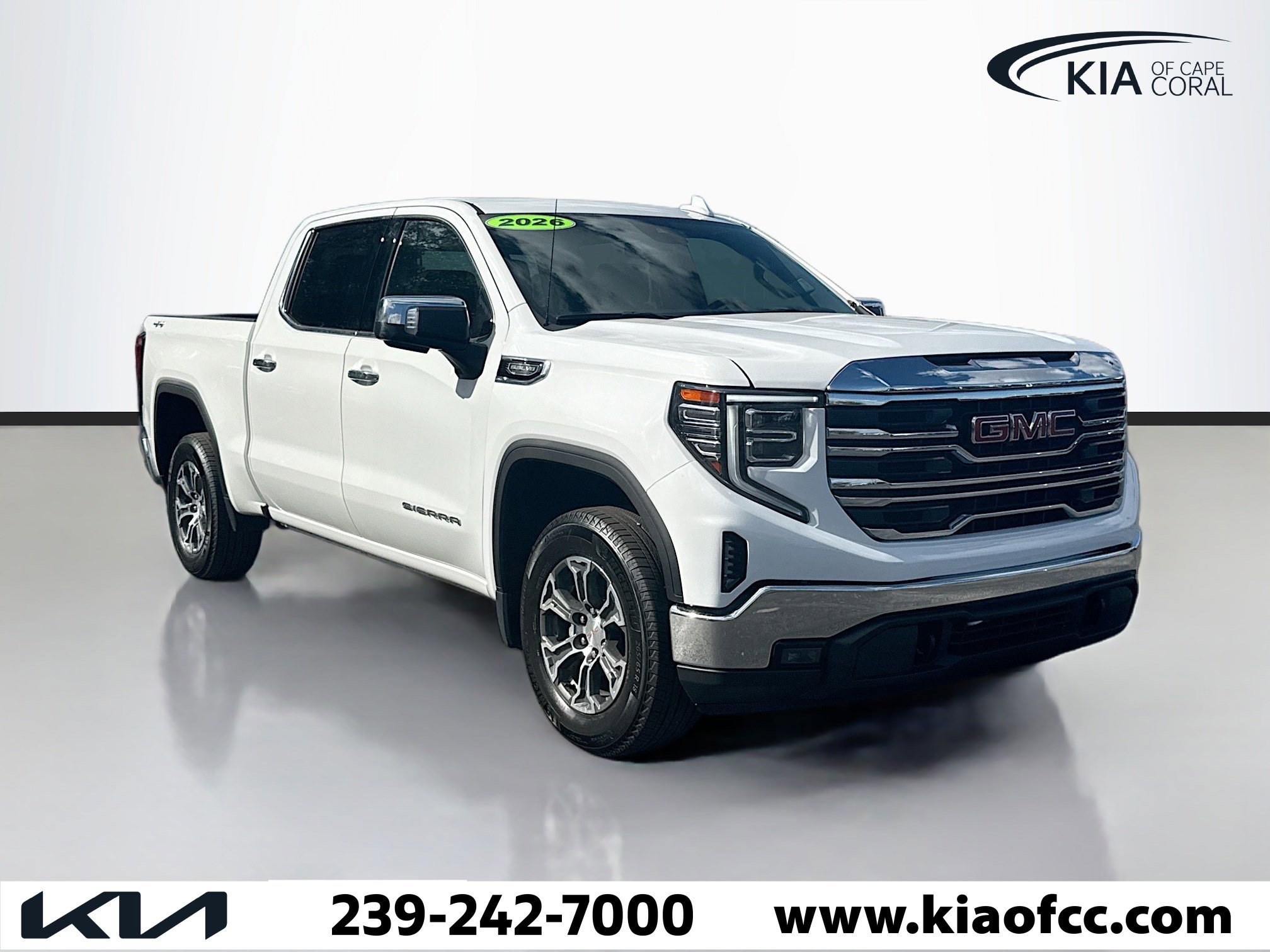 Used 2026 GMC Sierra 1500 SLT AWD/4WD image 1