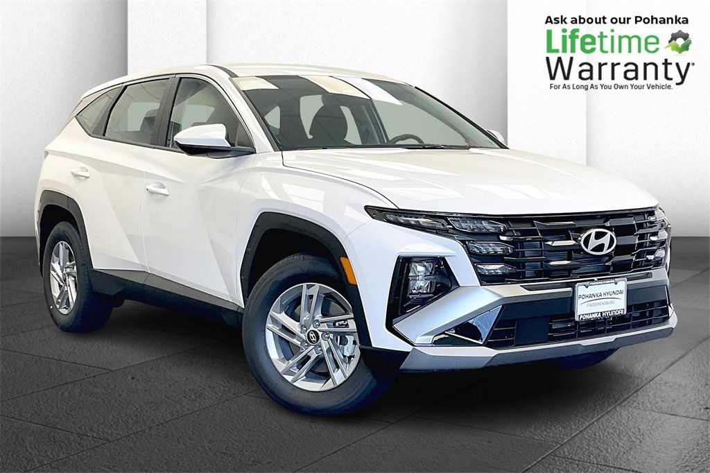 New 2025 Hyundai Tucson SE image 1