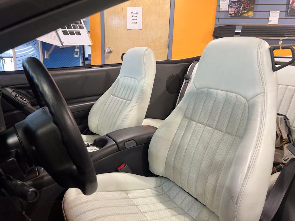 Used 1998 Chevrolet Camaro Z28 w/ SS Performance/Appearance Pkg RWD image 13