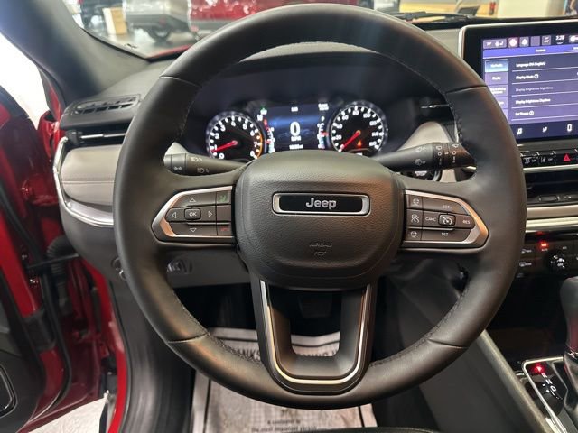 Used 2023 Jeep Compass Limited AWD/4WD image 12