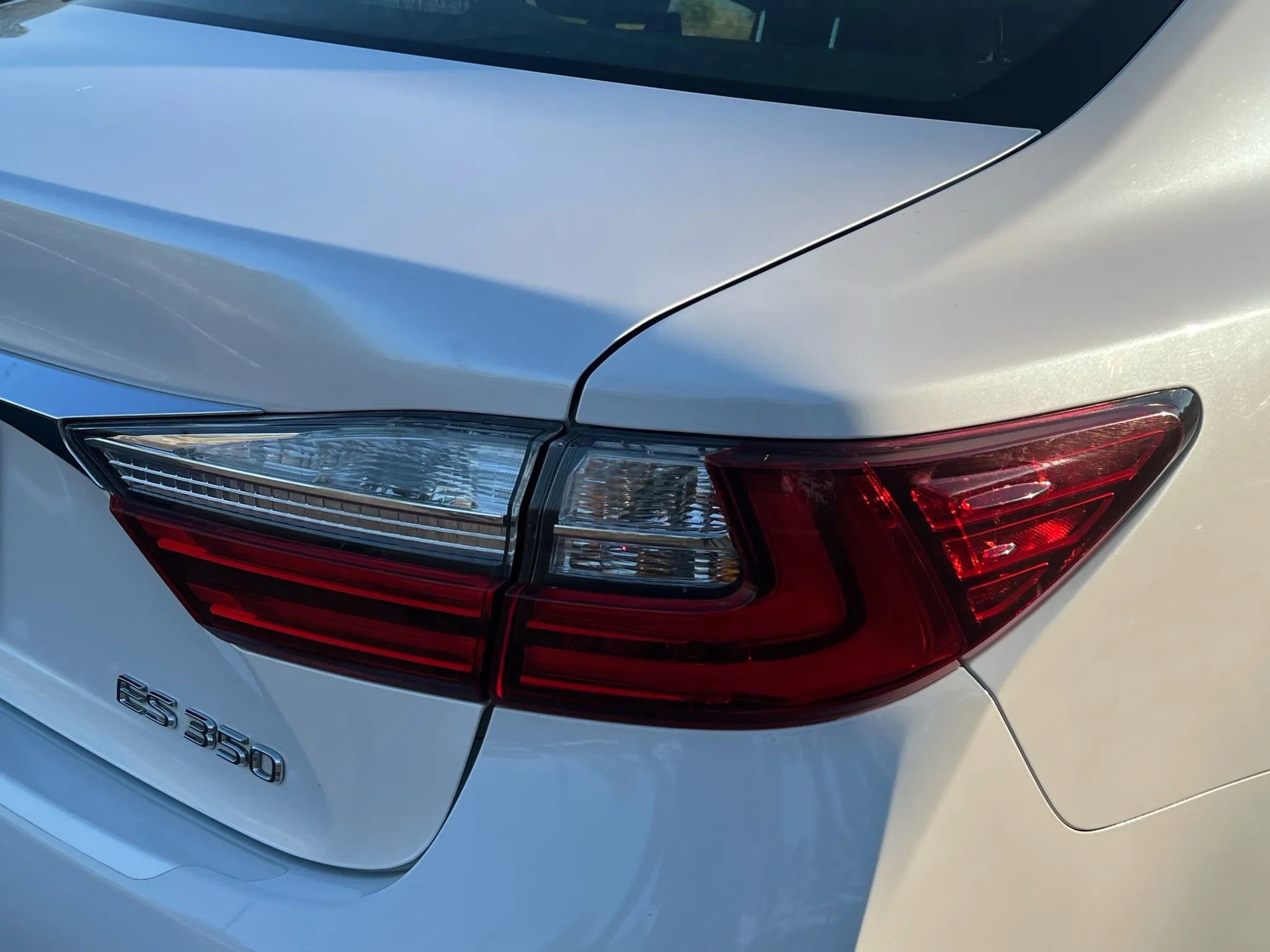 Used 2017 Lexus ES 350 image 40