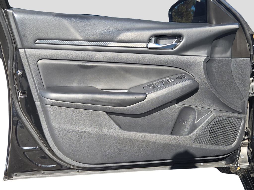 Used 2022 Nissan Altima 2.5 S image 16