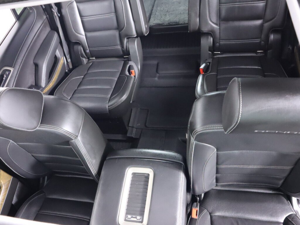 Used 2018 GMC Yukon Denali w/ Denali Ultimate Package AWD/4WD image 26