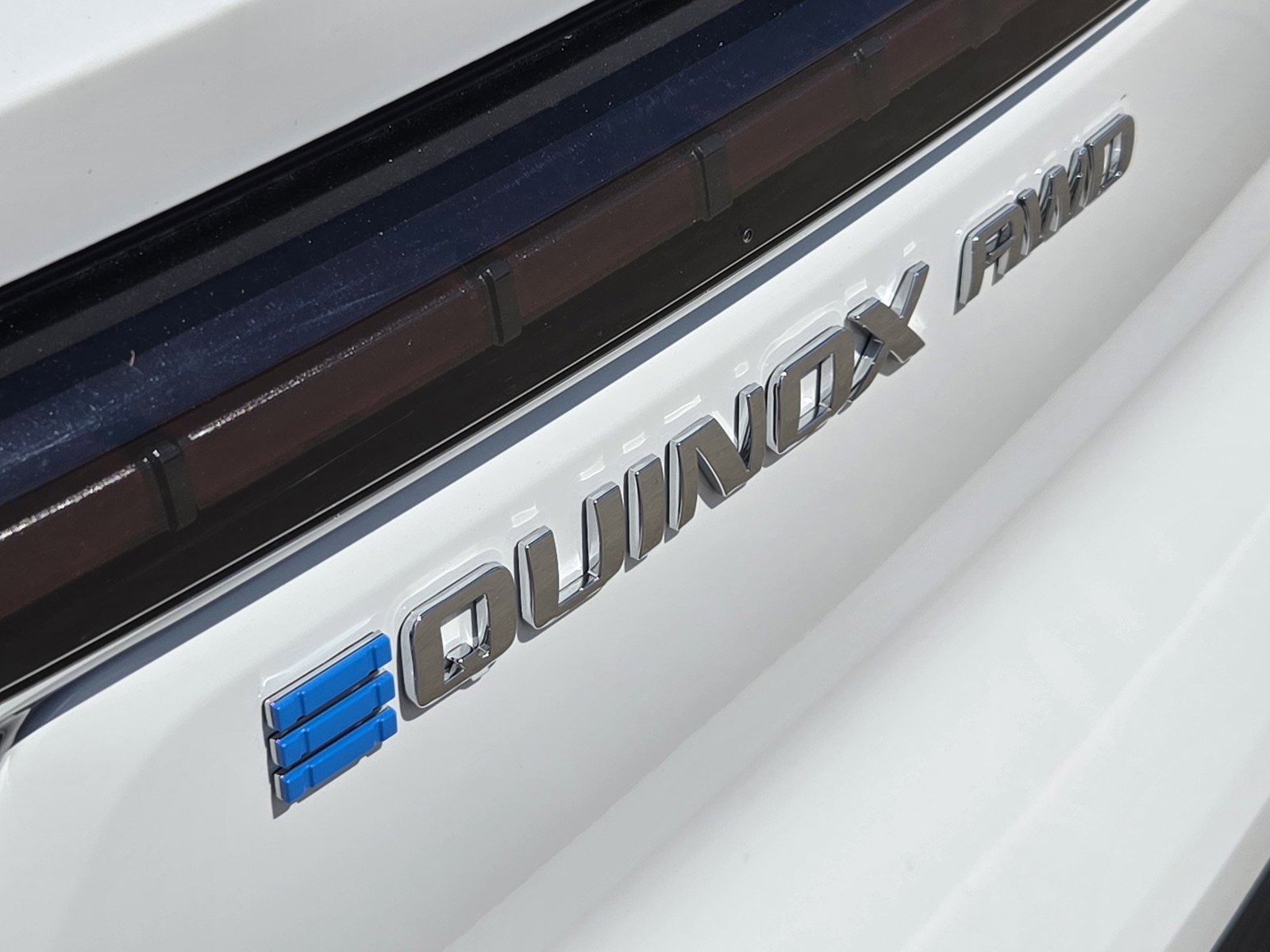 New 2026 Chevrolet Equinox EV LT w/ Comfort Package image 7