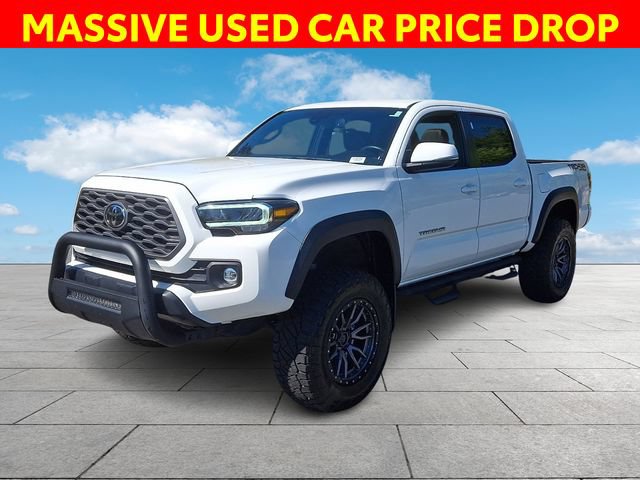 Used 2020 Toyota Tacoma TRD Off-Road w/ TRD Premium Off Road Package AWD/4WD image 4