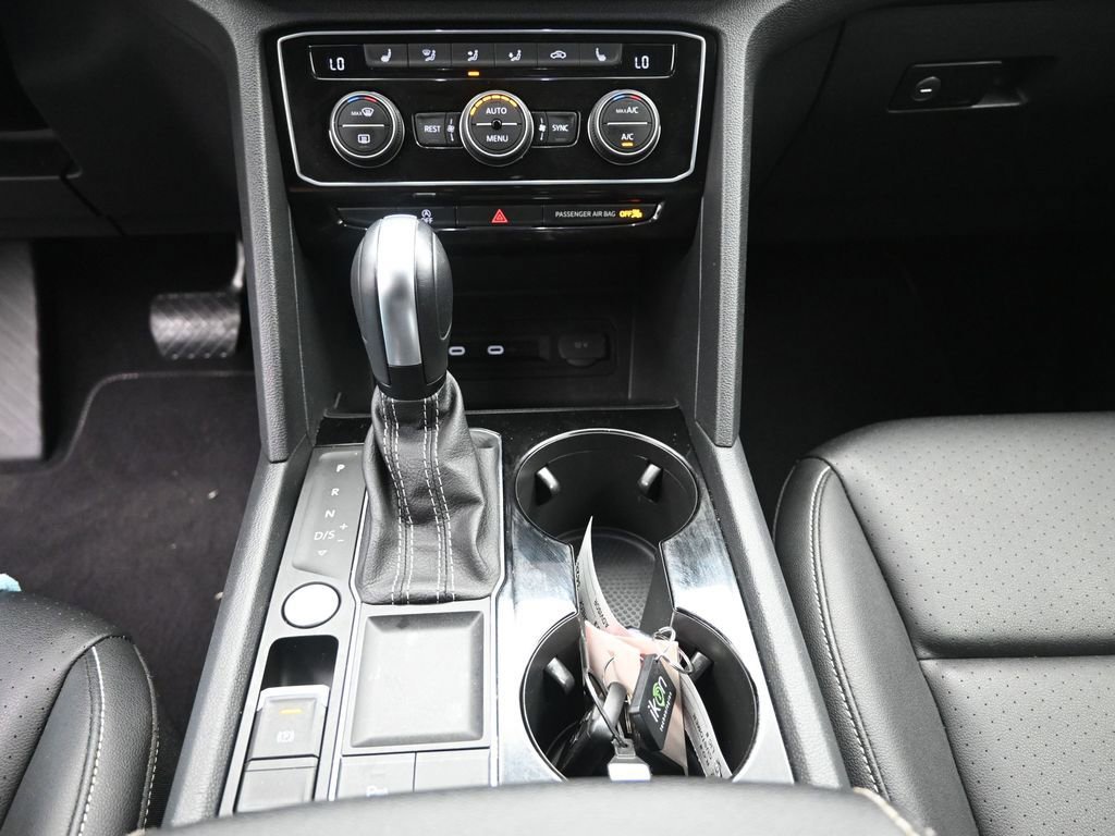 Used 2023 Volkswagen Atlas SE image 13