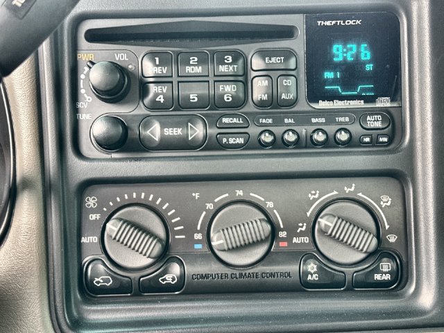Used 2002 Chevrolet Silverado 3500 LT RWD image 23