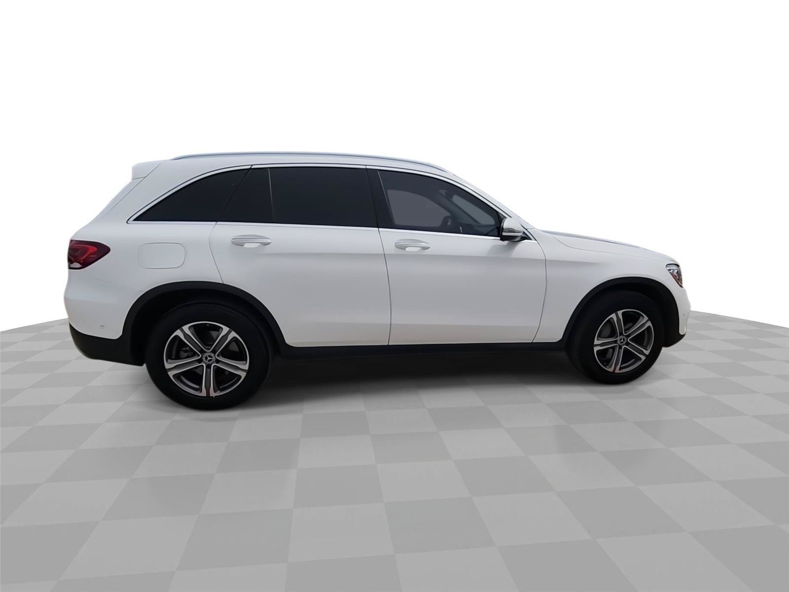 Used 2021 Mercedes-Benz GLC 300 image 9