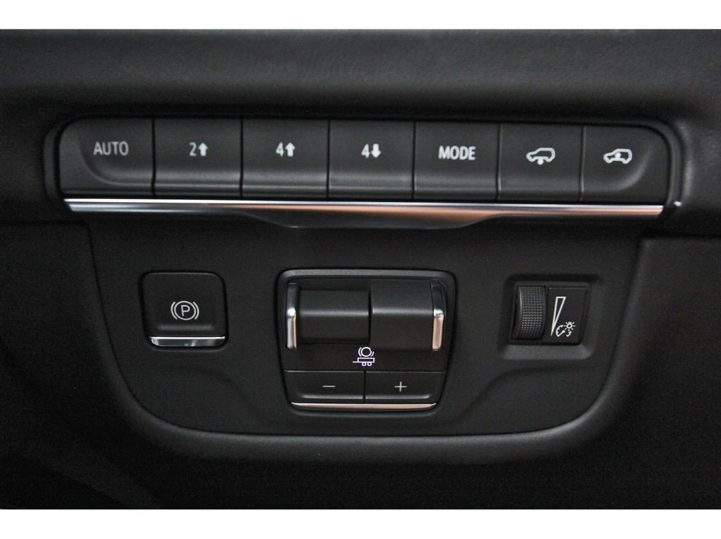 New 2026 Cadillac Escalade Platinum Sport AWD/4WD image 15
