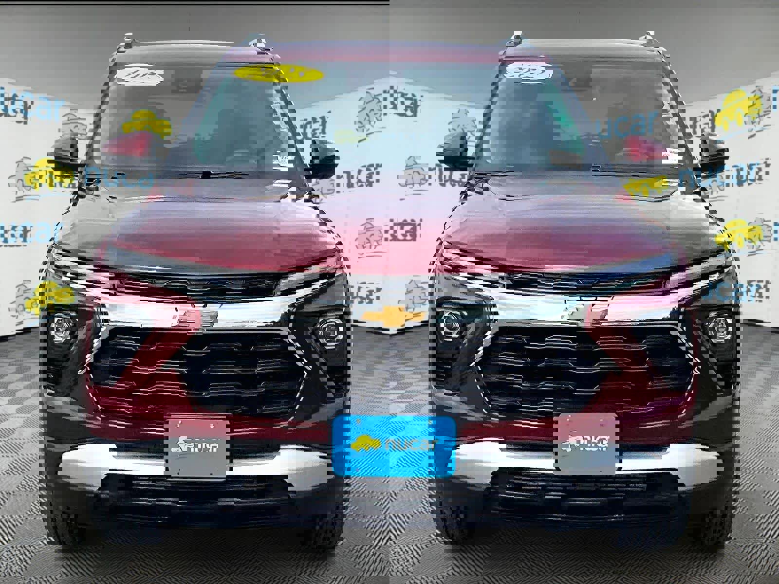 Used 2025 Chevrolet TrailBlazer LT w/ Convenience Package AWD/4WD image 2