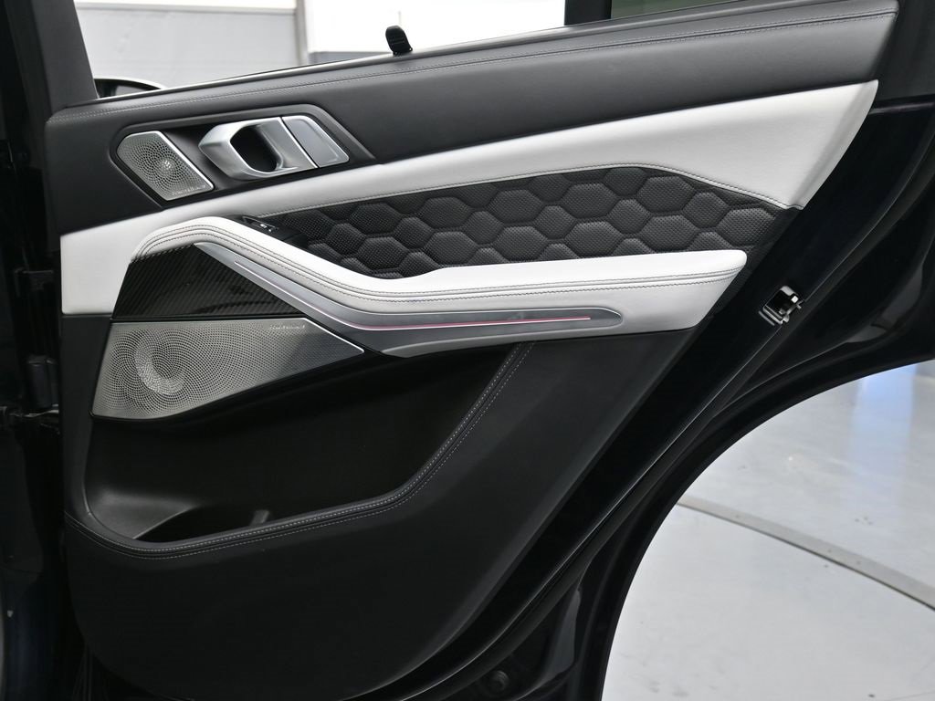 Used 2020 BMW X5 M Competition image 24