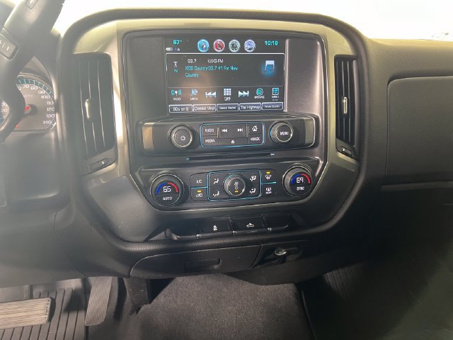 Used 2018 Chevrolet Silverado 1500 LT w/ Texas Edition RWD image 18