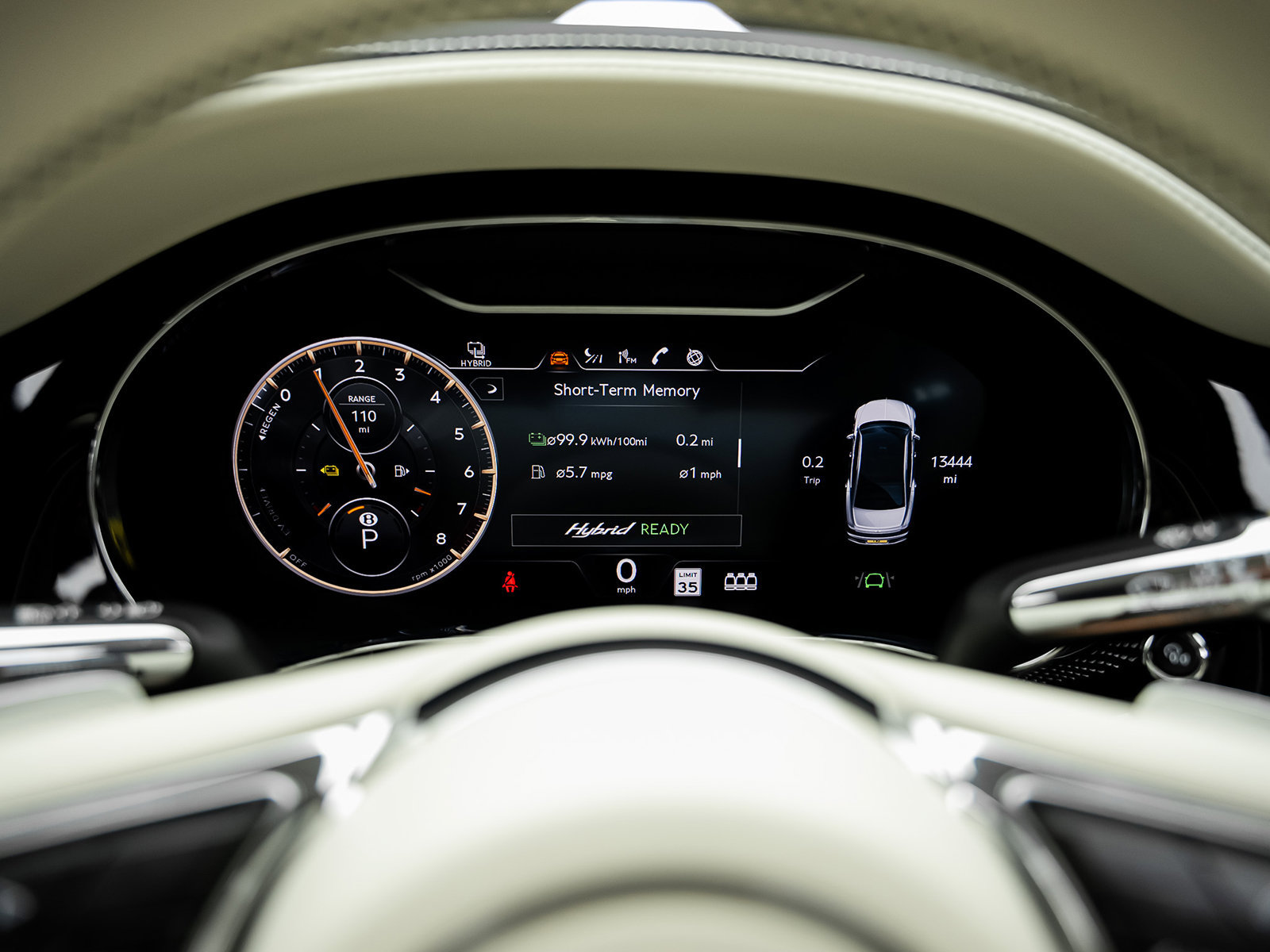Used 2022 Bentley Flying Spur Plug-In Hybrid AWD/4WD image 44