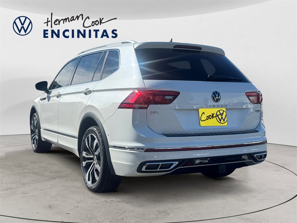 Used 2024 Volkswagen Tiguan SEL R-Line image 3