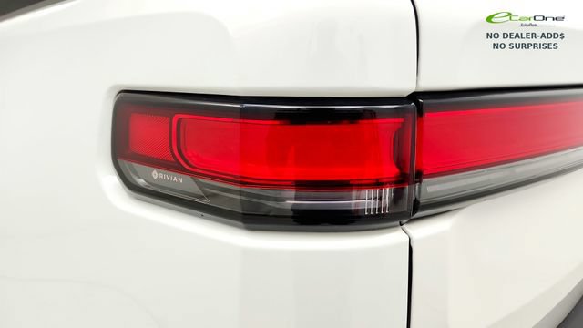 Used 2025 Rivian R1T Adventure AWD/4WD image 27