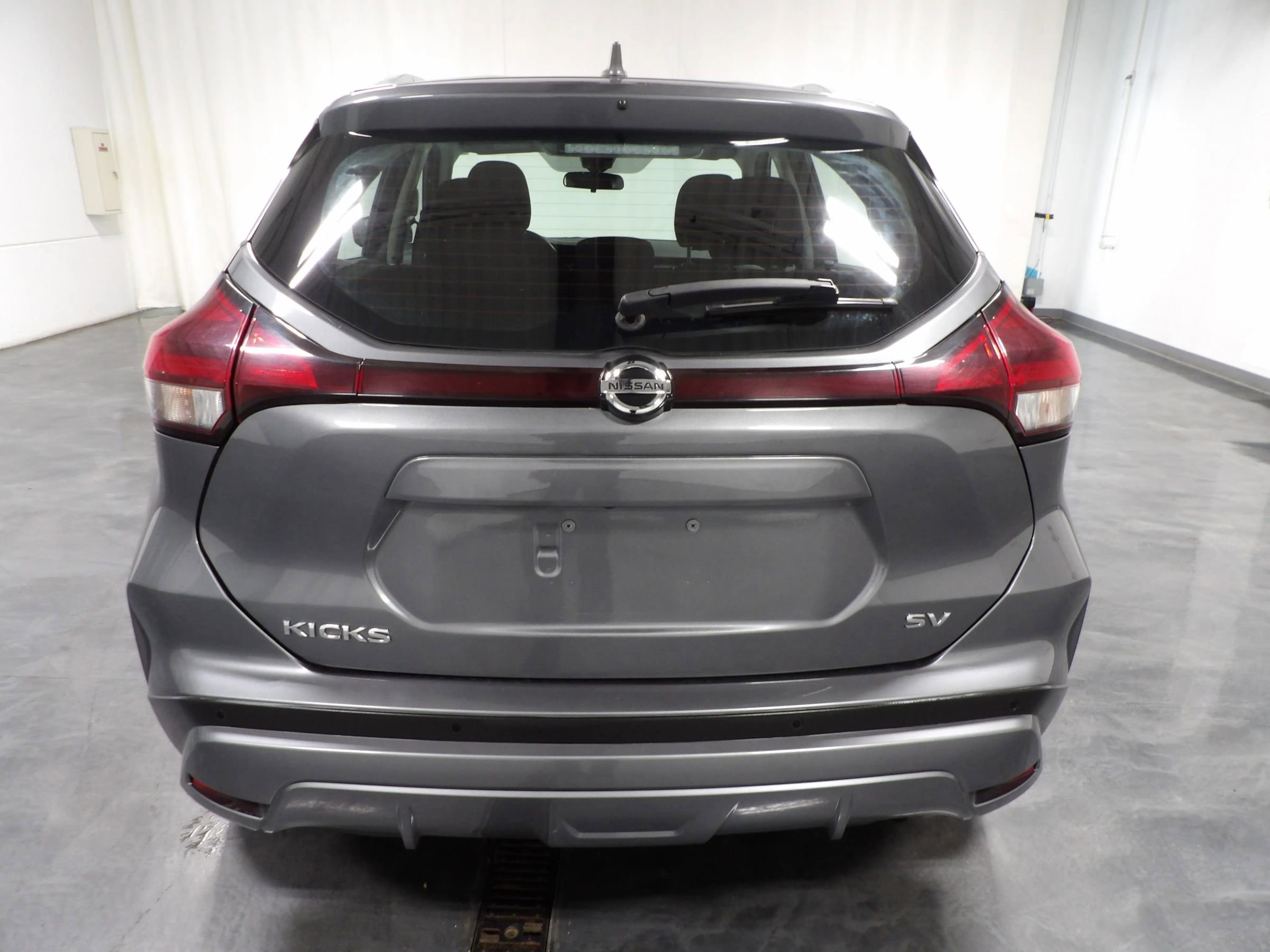 Used 2021 Nissan Kicks SV image 5